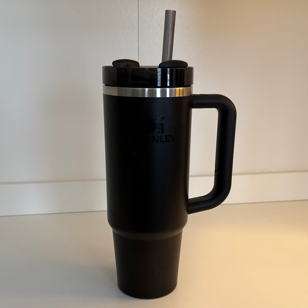 Stanley Matte Black Travel Tumbler with Handle 30oz
